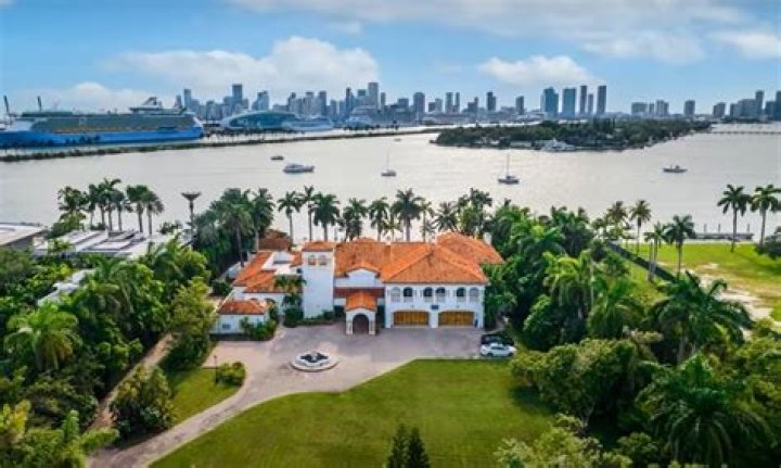 A Star Island Mansion Just Sold For $75 Million - Setting New Miami Record - And It's a Teardown!