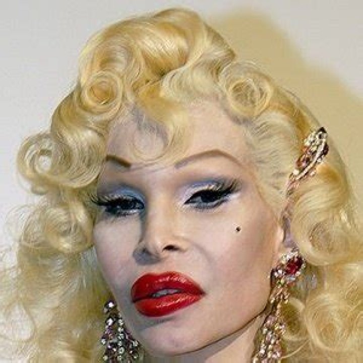 Amanda Lepore Net Worth | Celebrity Net Worth