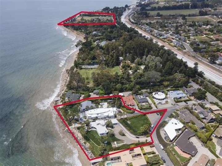 Bill And Melinda Gates Buy $43 Million Beachfront Home Near San Diego