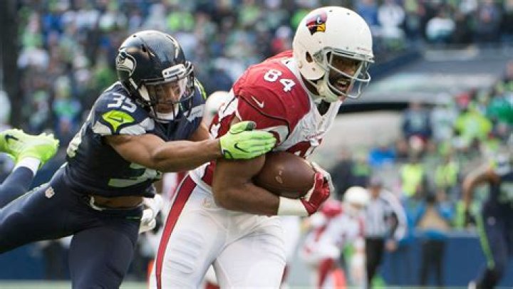 Arizona Cardinals Tight End Jermaine Gresham Paid So A Student Could Make Her Flight