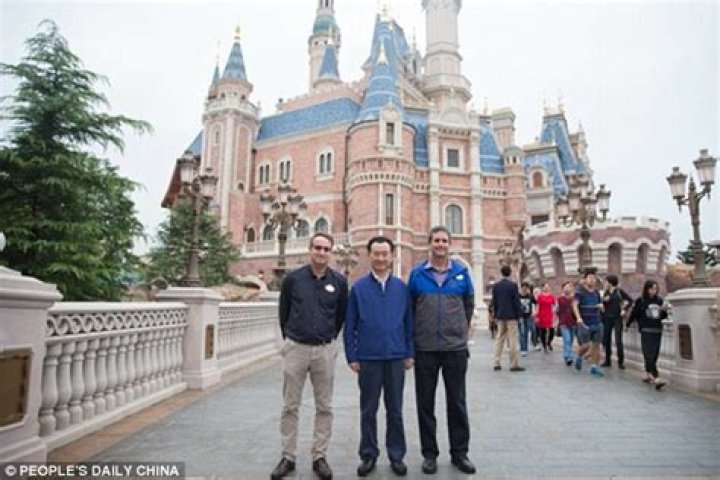 China's Wang Jianlin Opens Theme Park To Rival Disney