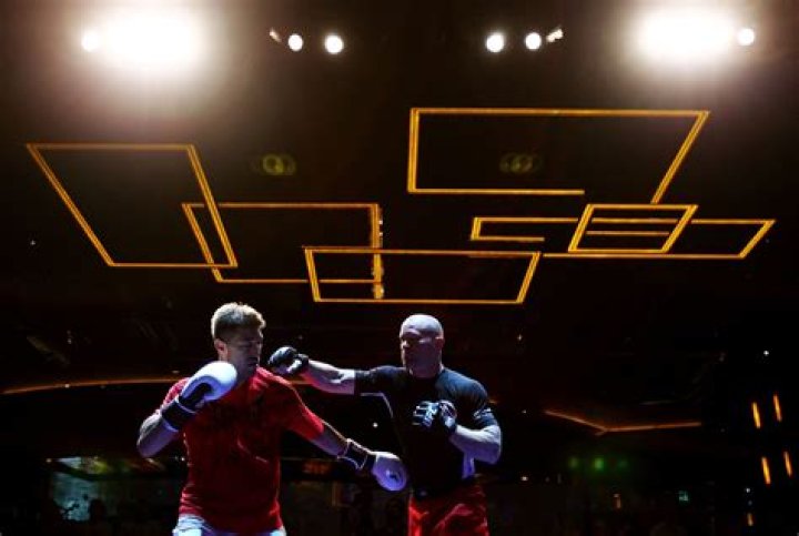 Chris Lytle Net Worth | Celebrity Net Worth