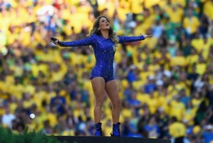Claudia Leitte Net Worth | Celebrity Net Worth