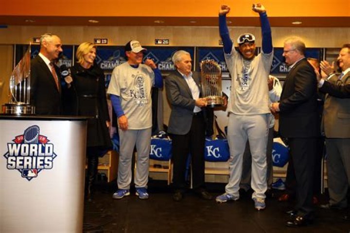 David D. Glass Net Worth