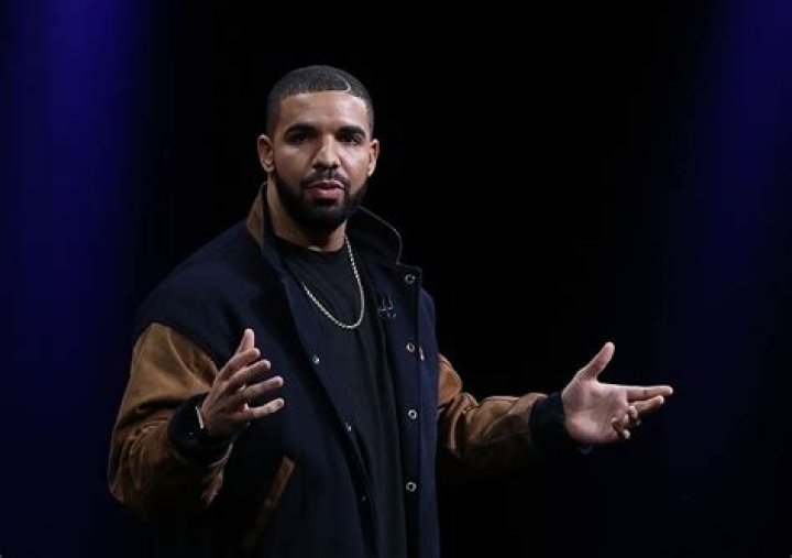 Drake Donates $200,000 To JJ Watt's Hurricane Harvey Relief Fundraiser
