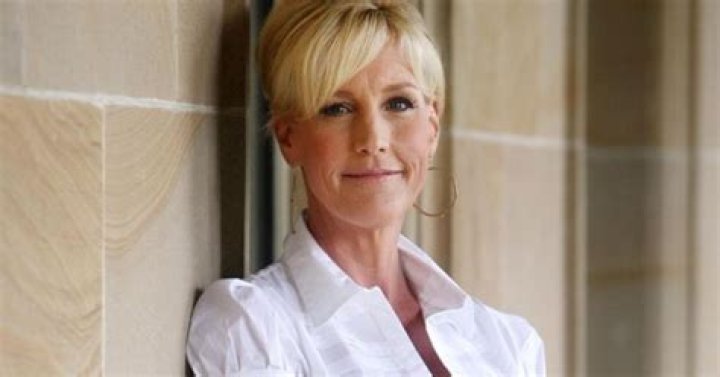 Erin Brockovich Net Worth | Celebrity Net Worth
