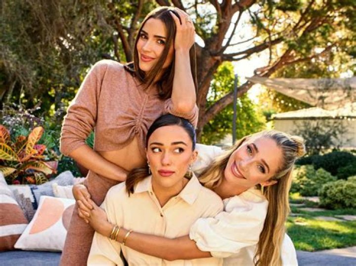 Fashion Influencer Olivia Culpo Drops $3.5 Million On Encino House