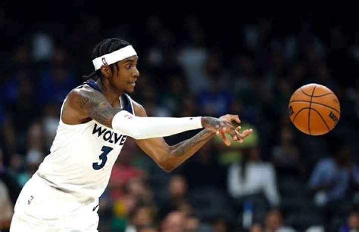 From Punching A Wall To Nine-Figure Contract: Jaden McDaniels Scores A Big Deal