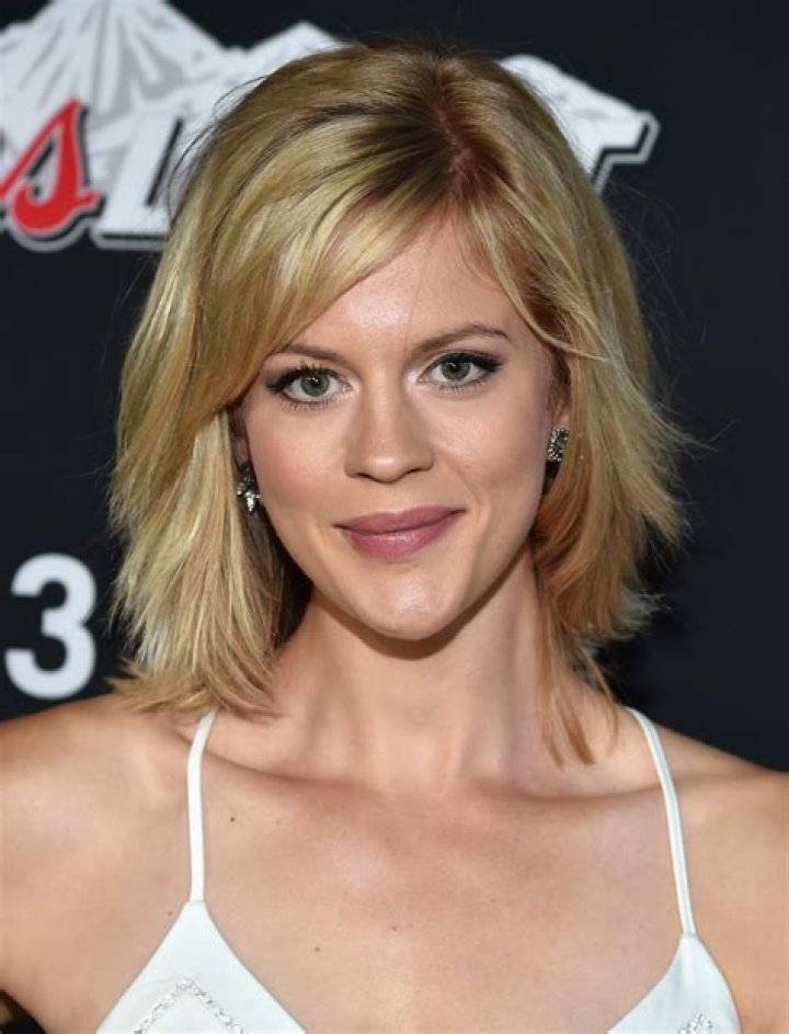 Georgia King Net Worth | Celebrity Net Worth