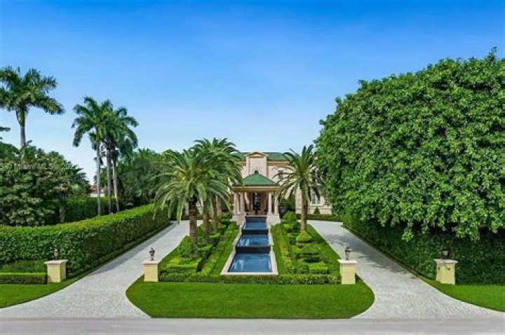 Jeff Bezos Purchases A Third Property On Miami's "Billionaire Bunker" For $90 Million