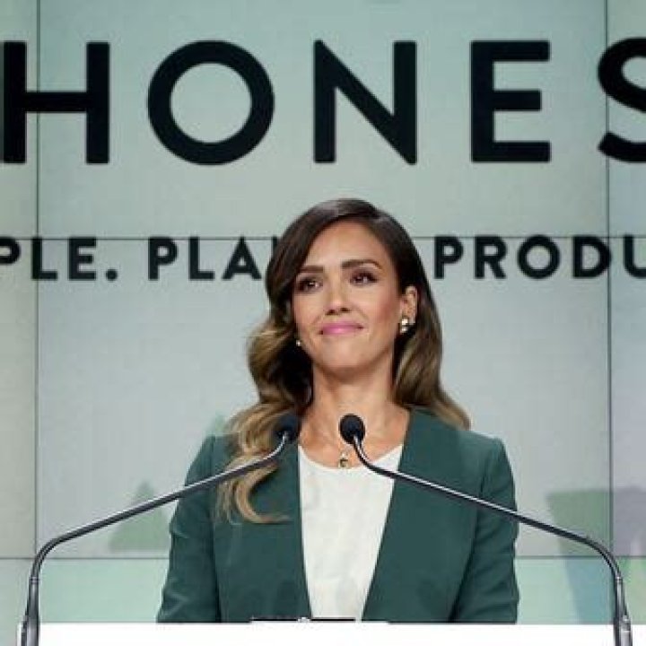 Jessica Alba Is Officially Worth A Small Fortune After The Honest Company Finally Goes Public