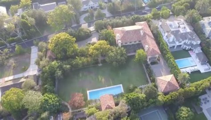 Jim Belushi Finally Sells Los Angeles Estate For $30 Million