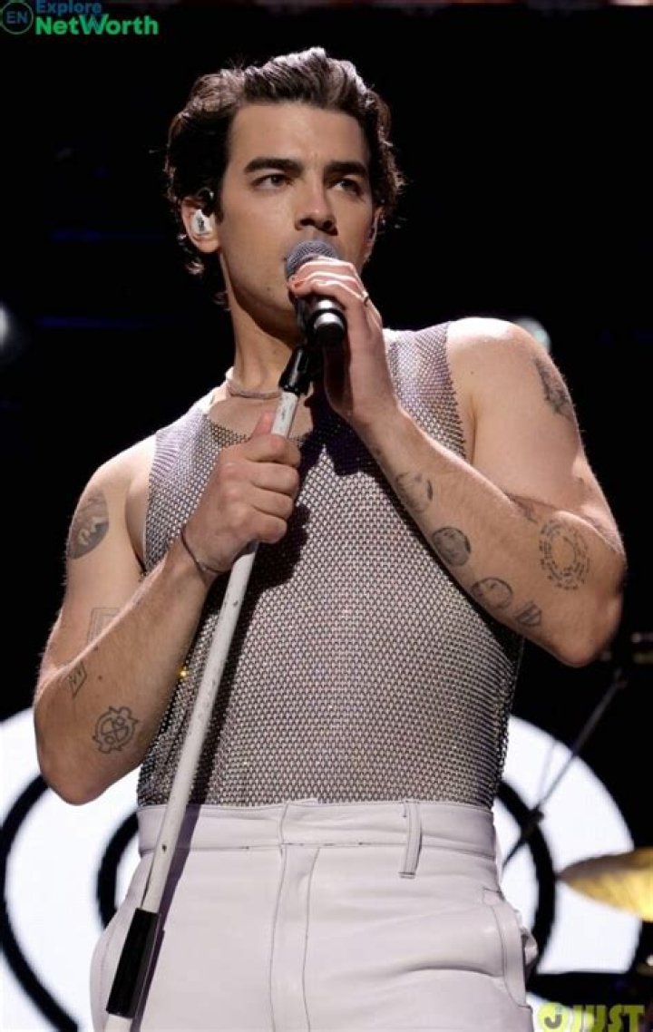 Joe Jonas Net Worth | Celebrity Net Worth