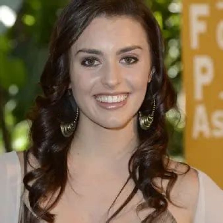 Kathryn McCormick Net Worth | Celebrity Net Worth