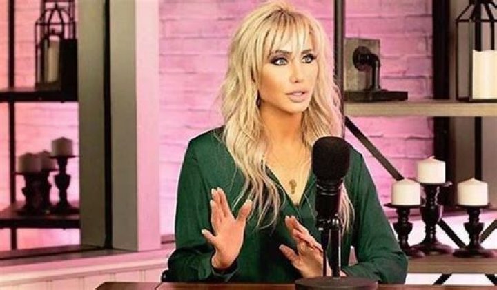 Katie Chadwick Hamilton Net Worth