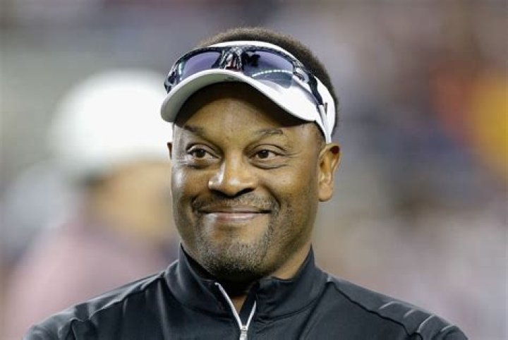 Kevin Sumlin Net Worth | Celebrity Net Worth