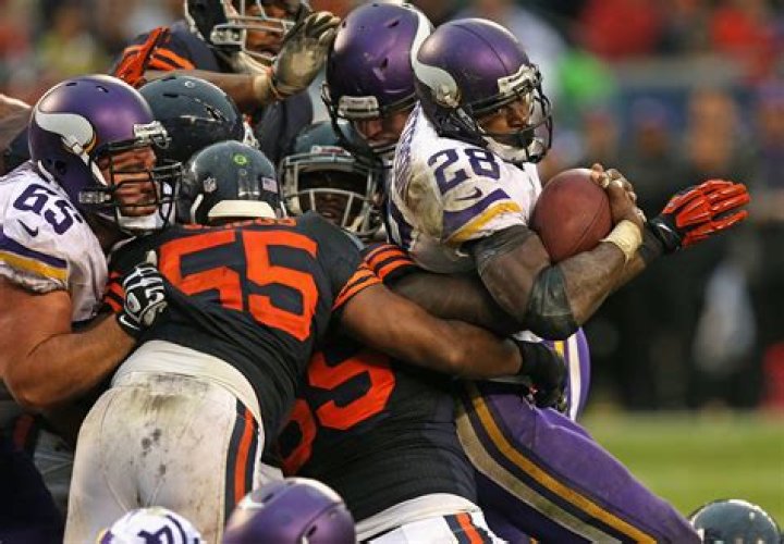 Lance Briggs Net Worth | Celebrity Net Worth