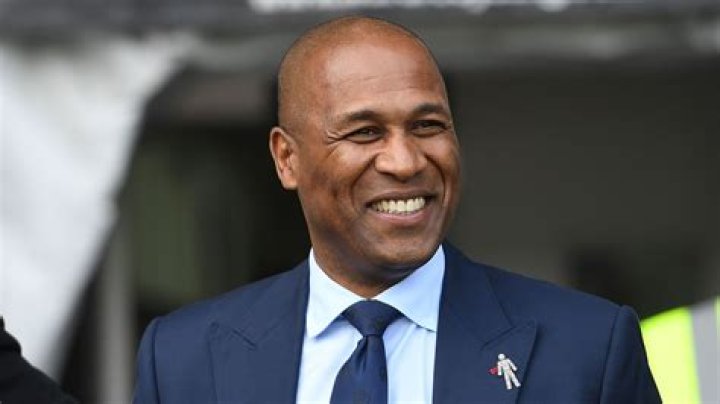 Les Ferdinand Net Worth | Celebrity Net Worth
