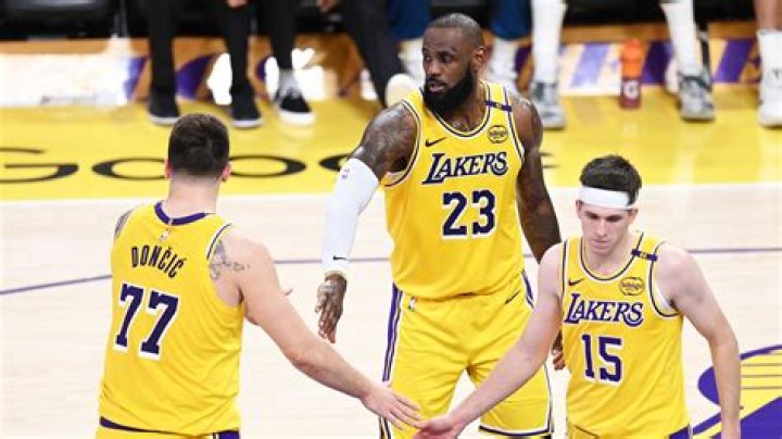 Los Angeles Lakers Making $20 Million Bet On Luke Walton