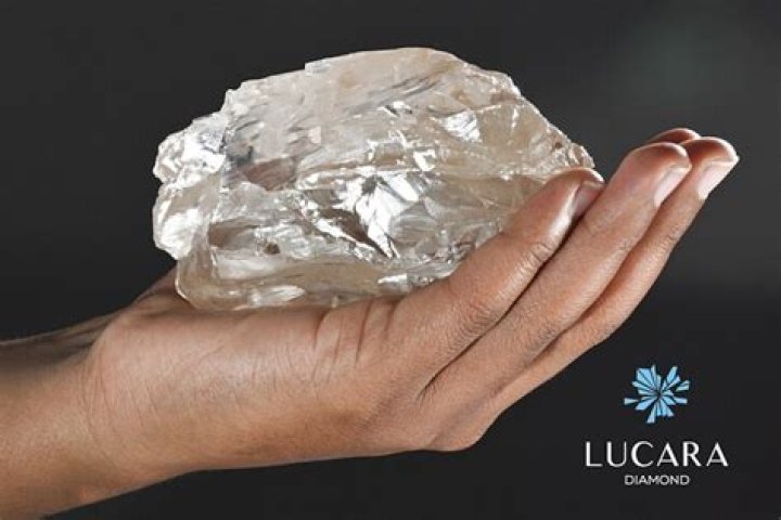 This Incredibly Rare Diamond Is Too Big To Accurately Price