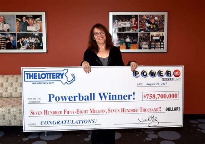 Mavis Wanczyk Is The Winner Of The Largest Single-Ticket Powerball Jackpot In History