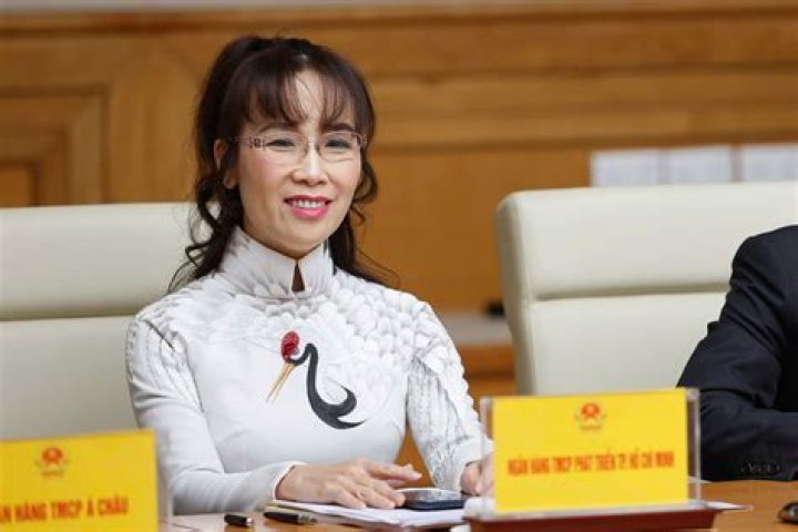 Vietnam's First Female Billionaire Made Her Fortune From.... A Bikini Airline!
