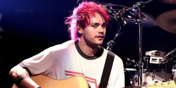 Michael Clifford Net Worth | Celebrity Net Worth