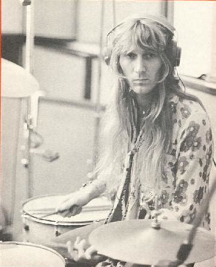 Neal Smith Net Worth | Celebrity Net Worth