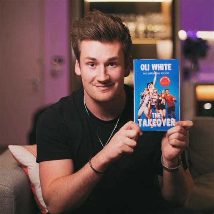 Oli White Net Worth | Celebrity Net Worth