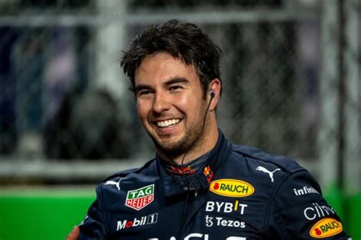 Óliver Pérez Net Worth | Celebrity Net Worth