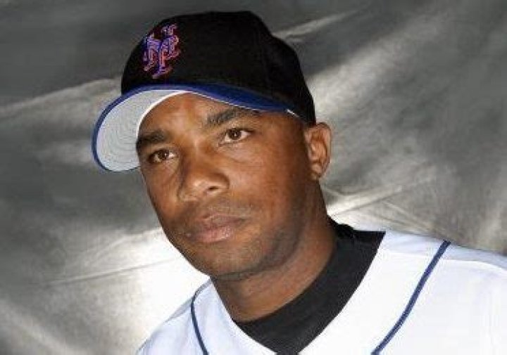 Orlando Hernández Net Worth | Celebrity Net Worth