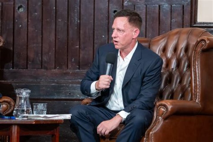 Peter Thiel Isn't The Only Billionaire Who Has Declared War On The Media  