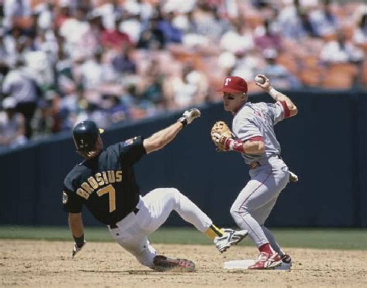 Scott Brosius Net Worth | Celebrity Net Worth