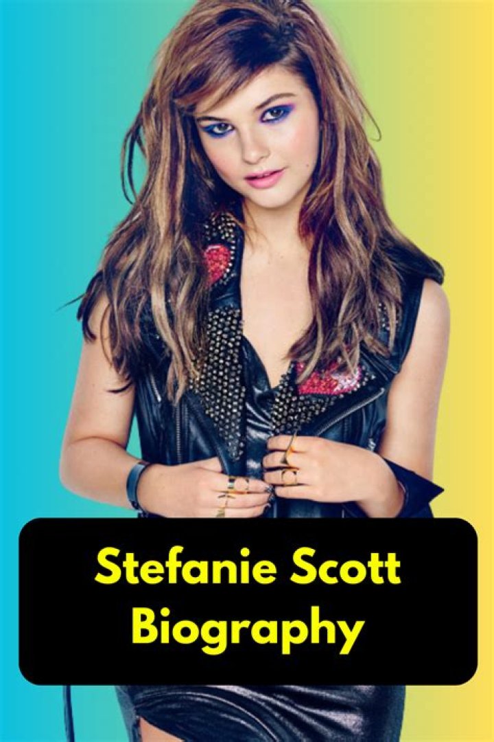 Stefanie Scott Net Worth | Celebrity Net Worth