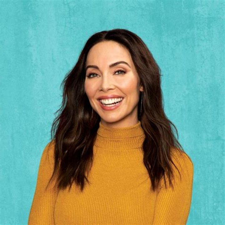 Whitney Cummings Net Worth | Celebrity Net Worth